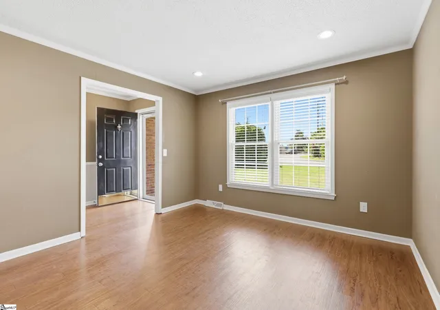Photo 4 of Single family home for sale at 2 Brushy Creek Rdg, Taylors, SC 29687 | MLS# 1594960 | Listing updated on 2026-09-16
