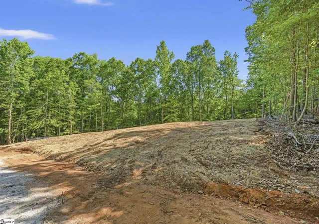 Homes for sale in Taylors, SC | 110 N Silver Lake Dr, Taylors, SC 29687 | MLS# 1597211