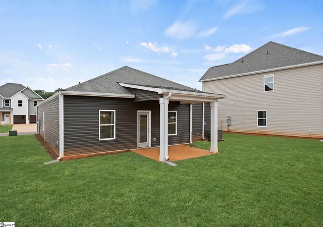 Photo 2 of Single family home for sale at 605 Silver Fir St, Piedmont, SC 29673 | MLS# 1598920 | Listing updated on 2026-09-28