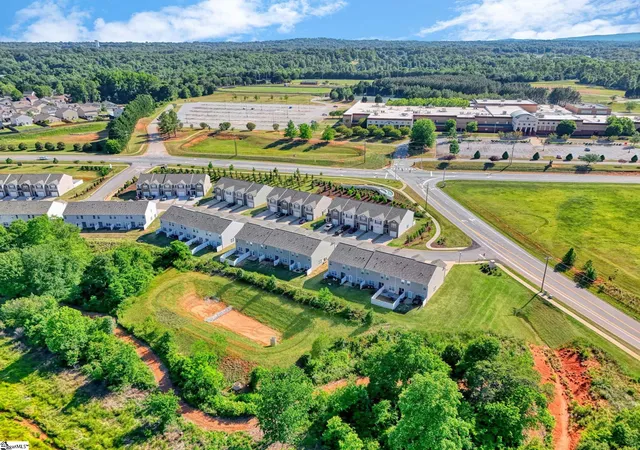Photo 41 of Townhouse for sale at 5 Sunriff Ct, Greer, SC 29651 | MLS# 1602382 | Listing updated on 2026-08-29