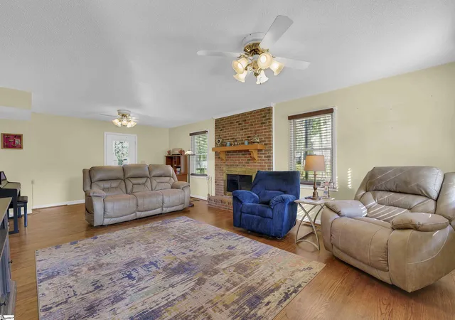 Homes for sale in Travelers Rest, SC | 88 Old Boswell Rd, Travelers Rest, SC 29690 | MLS# 1588423