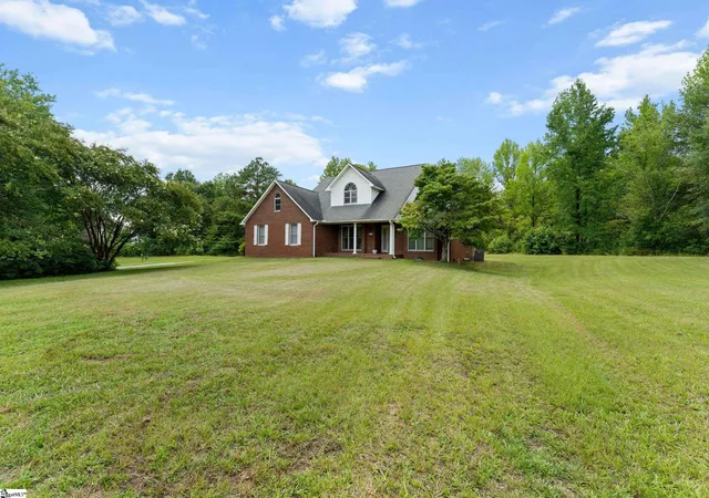 Photo 2 of Single family home for sale at 1781 Hannon Rd, Inman, SC 29349 | MLS# 1599648 | Listing updated on 2026-09-08