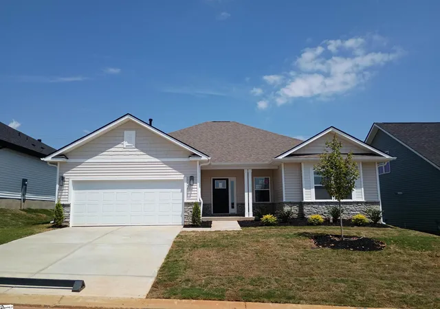 Photo 1 of Single family home for sale at 206 Glencliff Wy #Lot 94, Simpsonville, SC 29680 | MLS# 1585765 | Listing updated on 2026-08-06