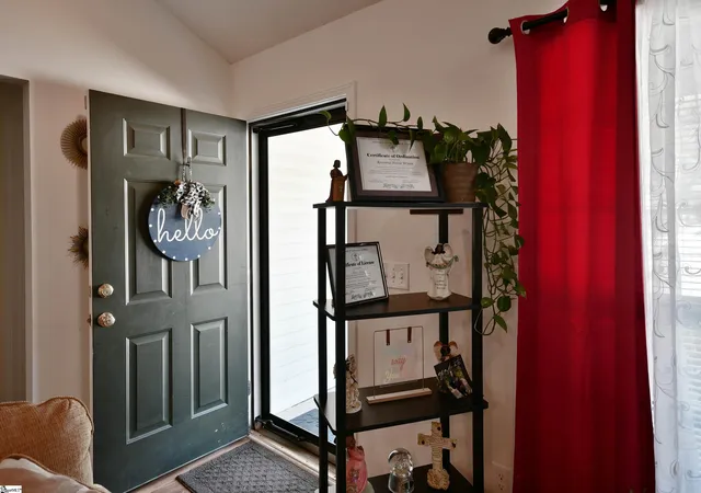 Photo 4 of Single family home for sale at 108 Rudolph Ct, Anderson, SC 29625 | MLS# 1600230 | Listing updated on 2026-09-16