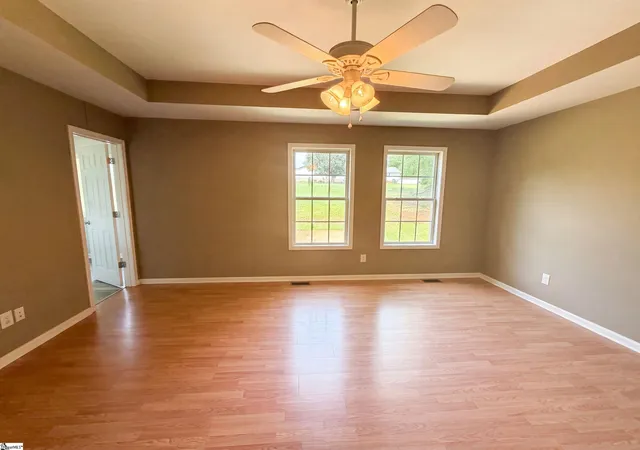 Photo 3 of Single family home for sale at 116 Fernwood Dr, Easley, SC 29640 | MLS# 1600688 | Listing updated on 2026-09-17