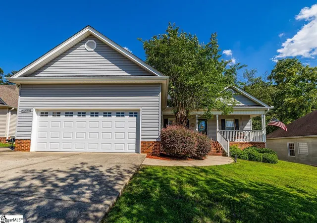 Photo 1 of Single family home for sale at 177 Lemon Creek Dr, Lyman, SC 29365 | MLS# 1595400 | Listing updated on 2026-08-27