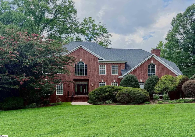 Photo 1 of Single family home for sale at 401 Rivercrest Dr, Taylors, SC 29687 | MLS# 1600036 | Listing updated on 2026-08-28