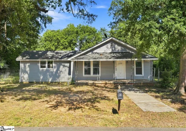 Photo 1 of Single family home for sale at 322 W Wilburn Ave, Greenville, SC 29611 | MLS# 1599765 | Listing updated on 2026-09-11