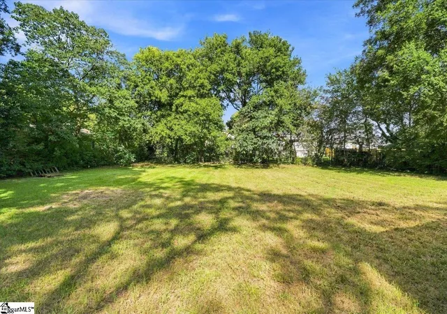 Photo 23 of Single family home for sale at 322 W Wilburn Ave, Greenville, SC 29611 | MLS# 1599765 | Listing updated on 2026-09-11