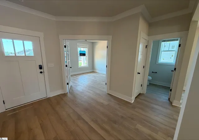 Photo 2 of Sale Pending at 1010 Fox Hollow St, Spartanburg, SC 29303 | MLS# 1596481 | Listing updated on 2026-09-06