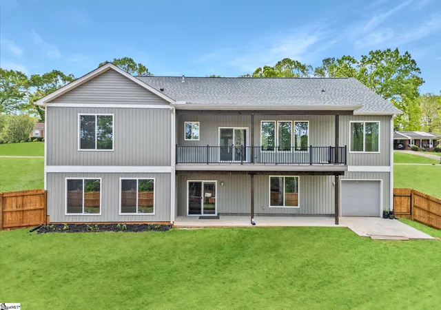 Photo 2 of Single family home for sale at 308 Pineridge Dr, Spartanburg, SC 29303 | MLS# 1596580 | Listing updated on 2026-07-02