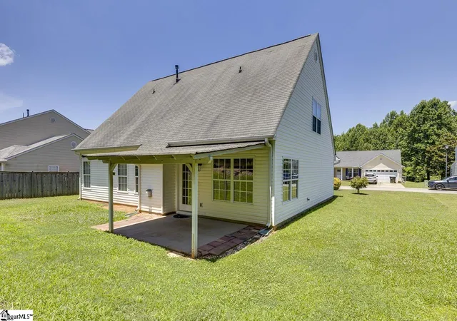 Homes for sale in Easley, SC | 253 Rivers Edge Dr, Easley, SC 29642 | MLS# 1595335