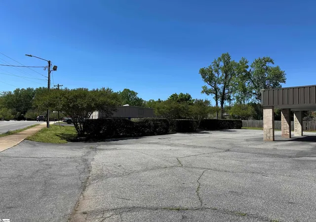 Photo 3 of Land for sale at 328 Dupont Dr, Greenville, SC 29607 | MLS# 1592196 | Listing updated on 2026-05-19