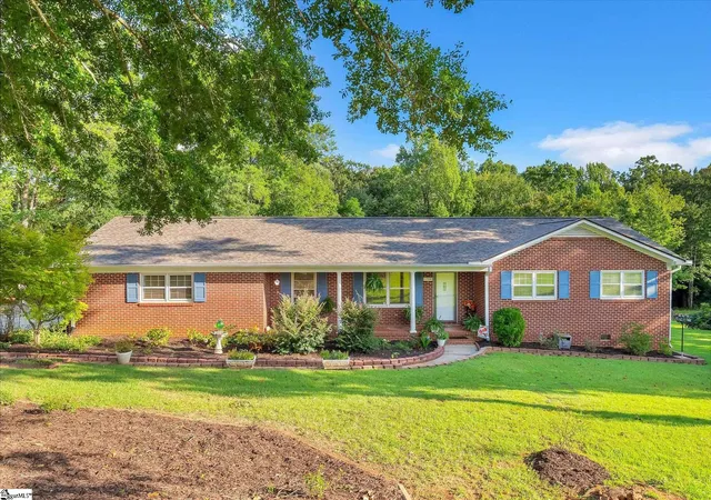 Photo 2 of Single family home for sale at 1704 Saluda Dam Rd, Easley, SC 29640 | MLS# 1601589 | Listing updated on 2026-09-10