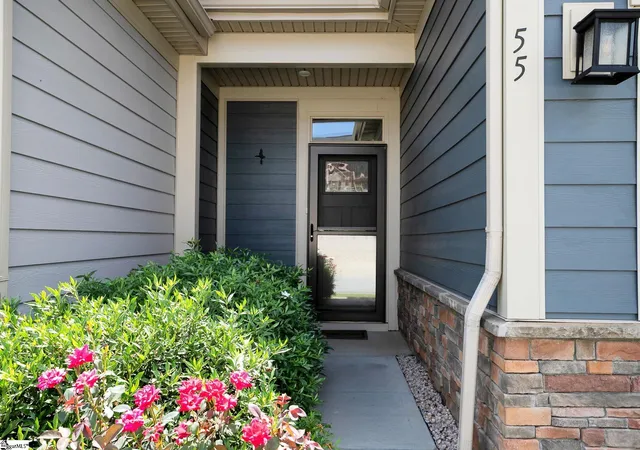 Photo 3 of Townhouse for sale at 55 Moss Hollow Wy, Simpsonville, SC 29680 | MLS# 1601391 | Listing updated on 2026-09-07