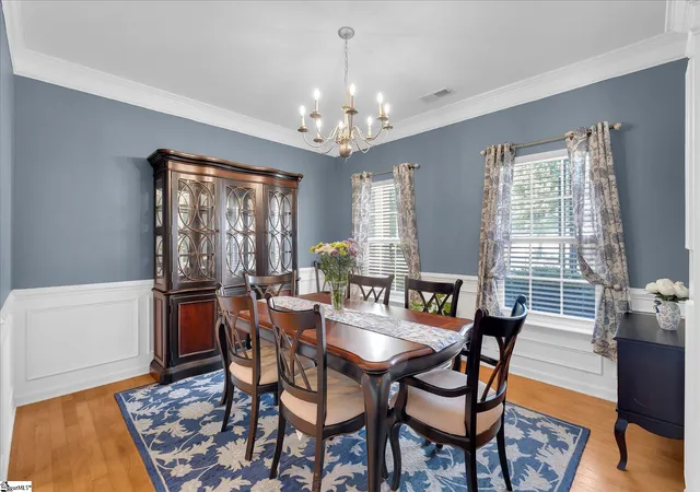 Photo 4 of Single family home for sale at 2 Hartline Ct, Greenville, SC 29605 | MLS# 1597340 | Listing updated on 2026-08-28