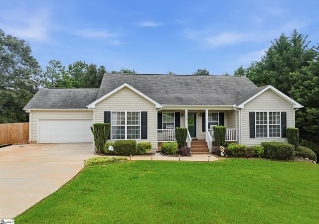 Photo 1 of Single family home for sale at 258 Hallmark Cir, Easley, SC 29640 | MLS# 1598832 | Listing updated on 2026-10-21