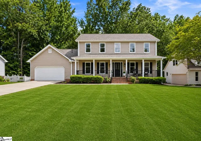 Photo 1 of Single family home for sale at 109 Chase Woods Ct, Simpsonville, SC 29680 | MLS# 1593783 | Listing updated on 2026-09-18