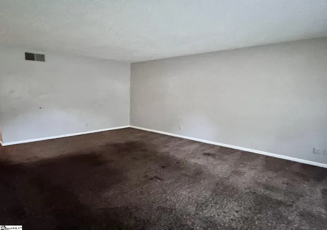 Photo 4 of Condo for sale at 61 Pine Creek Ct Ext, Greenville, SC 29605 | MLS# 1599445 | Listing updated on 2026-10-05