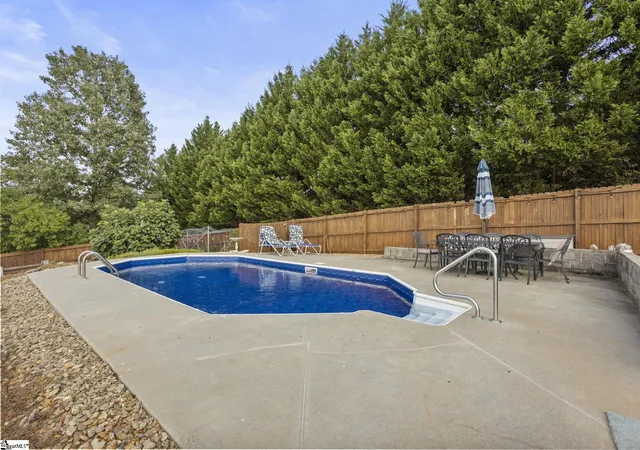 Photo 2 of Single family home for sale at 52 Sacha Ln, Travelers Rest, SC 29690 | MLS# 1602098 | Listing updated on 2026-09-10
