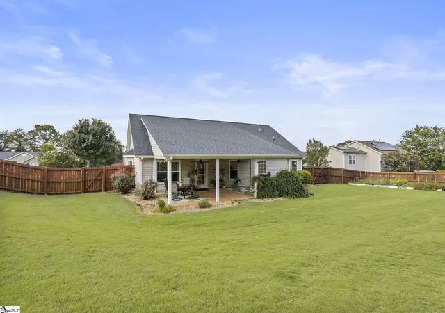 Photo 3 of Single family home for sale at 52 Sacha Ln, Travelers Rest, SC 29690 | MLS# 1602098 | Listing updated on 2026-09-10