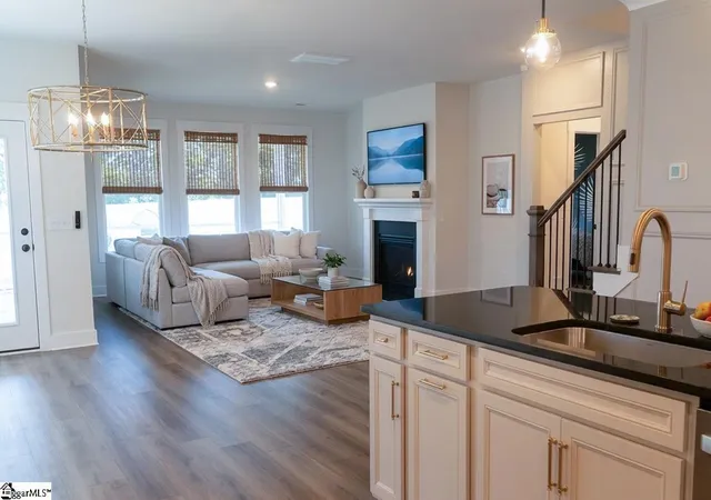 Photo 4 of Single family home for sale at 112 Sara Jones Ln, Greenville, SC 29611 | MLS# 1598019 | Listing updated on 2026-09-11