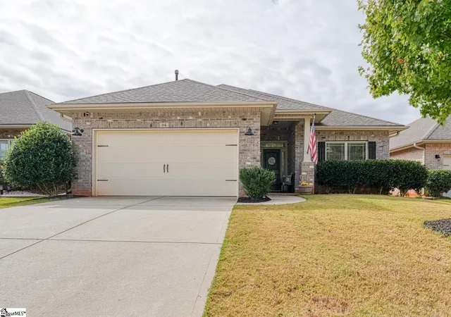 Photo 1 of Single family home for sale at 64 Border Ave, Simpsonville, SC 29680 | MLS# 1572151 | Listing updated on 2025-10-17