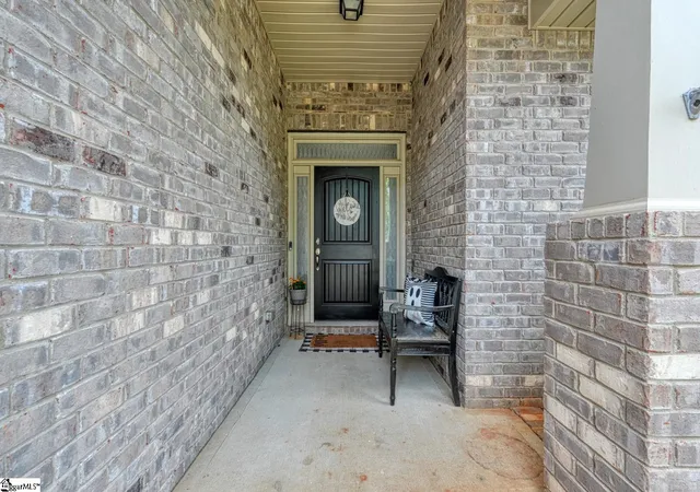 Photo 4 of Single family home for sale at 64 Border Ave, Simpsonville, SC 29680 | MLS# 1572151 | Listing updated on 2025-10-17