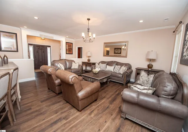 2nd image of 384 Cunningham Rd, Woodruff, SC 29388 | MLS# 1586886