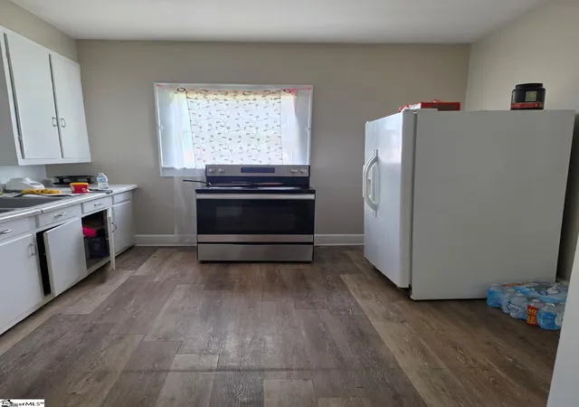 Photo 2 of Single family home for sale at 301 W Morgan St, Greenville, SC 29611 | MLS# 1599513 | Listing updated on 2026-08-02