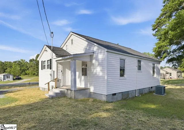 Photo 35 of Single family home for sale at 7604 252 Hwy, Honea Path, SC 29654 | MLS# 1600666 | Listing updated on 2026-10-15