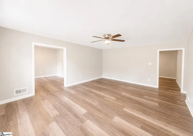 Photo 3 of Single family home for sale at 141 Russell St, Spartanburg, SC 29307 | MLS# 1599491 | Listing updated on 2026-09-25