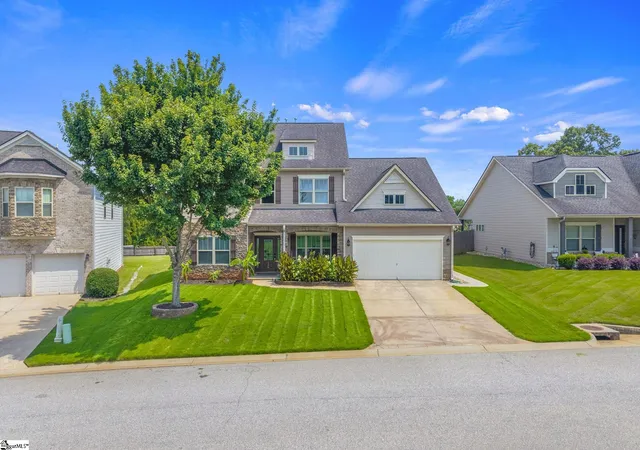 Photo 2 of Single family home for sale at 120 Sandpine Wy, Greer, SC 29651 | MLS# 1599175 | Listing updated on 2026-09-04