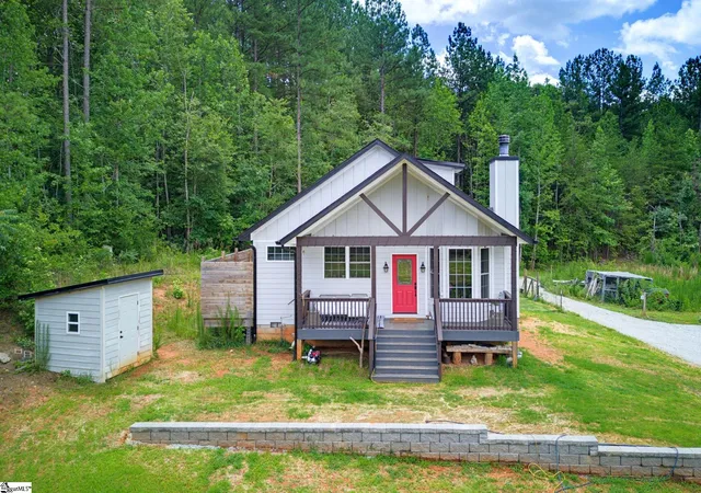 5th image of 1217 Pleasant Hill Rd, Landrum, SC 29356 | MLS# 1595704