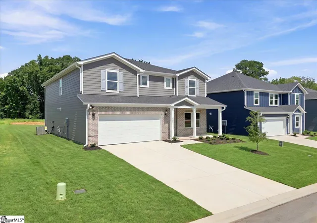 Photo 3 of Single family home for sale at 103 Swan Grove Trl, Fountain Inn, SC 29644 | MLS# 1598876 | Listing updated on 2026-09-10