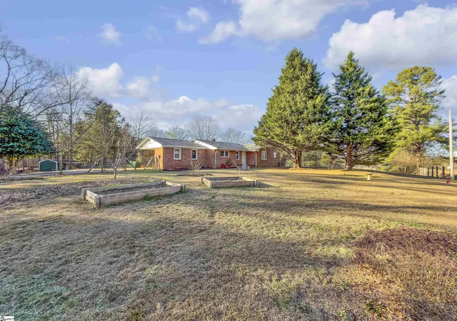 Photo 2 of Single family home for sale at 2551 Compton Bridge Rd, Inman, SC 29349 | MLS# 1579121 | Listing updated on 2026-01-28