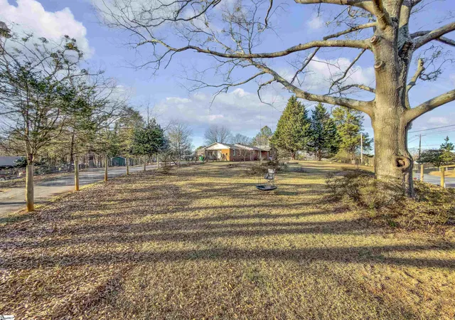 Photo 3 of Single family home for sale at 2551 Compton Bridge Rd, Inman, SC 29349 | MLS# 1579121 | Listing updated on 2026-01-28