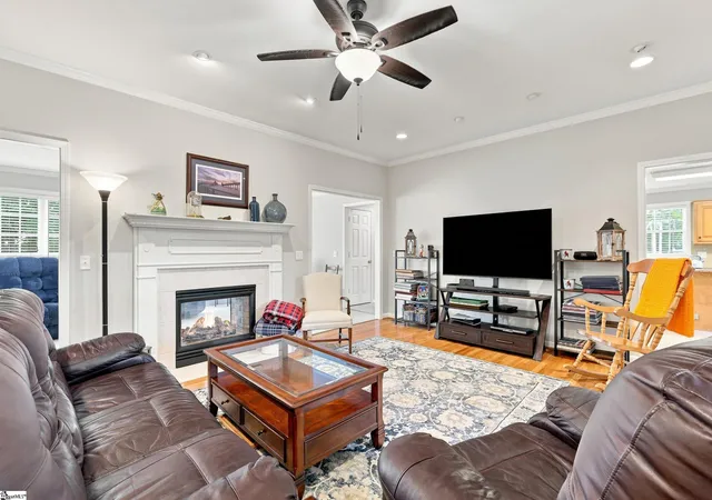 Photo 4 of Single family home for sale at 212 Crossington Wy, Fountain Inn, SC 29644 | MLS# 1601654 | Listing updated on 2026-08-23