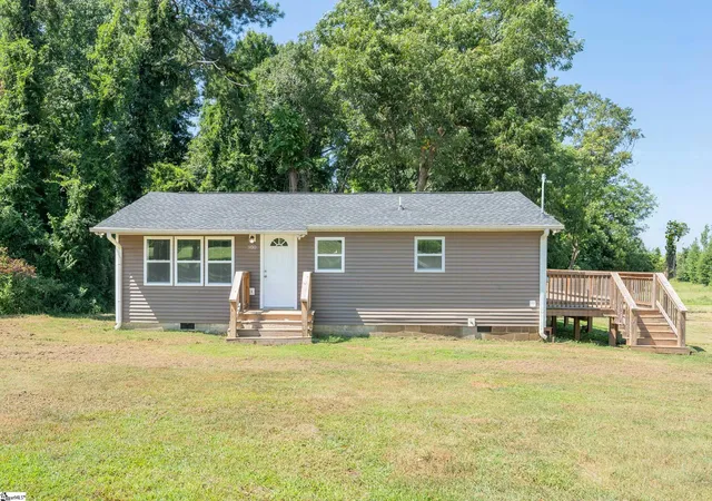 Photo 1 of Single family home for sale at 300 Cedar Springs Rd, Spartanburg, SC 29302 | MLS# 1602070 | Listing updated on 2026-09-02