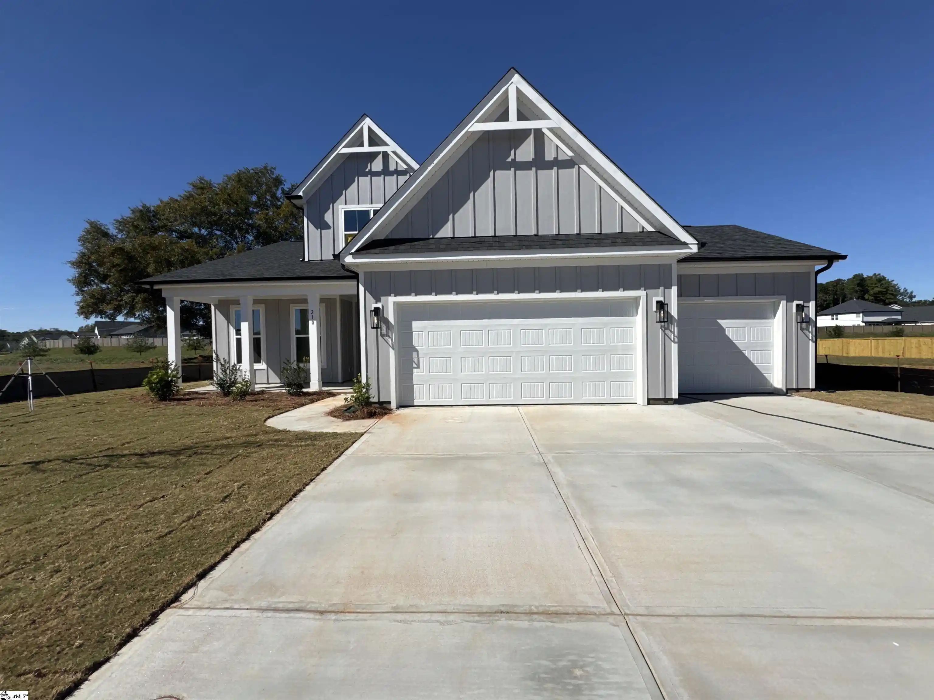 Photo 1 of Single family home for sale at 210 Kayfield Farms Dr, Anderson, SC 29621 | MLS# 1598054 | Listing updated on 2026-10-19