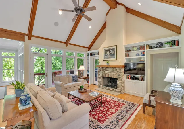 Photo 3 of Single family home for sale at 124 Kingshead Rd, Travelers Rest, SC 29690 | MLS# 1591107 | Listing updated on 2026-08-31