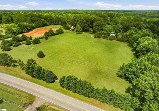 2nd image of 549 Mckittrick Bridge Rd, Fountain Inn, SC 29644 | MLS# 1594529