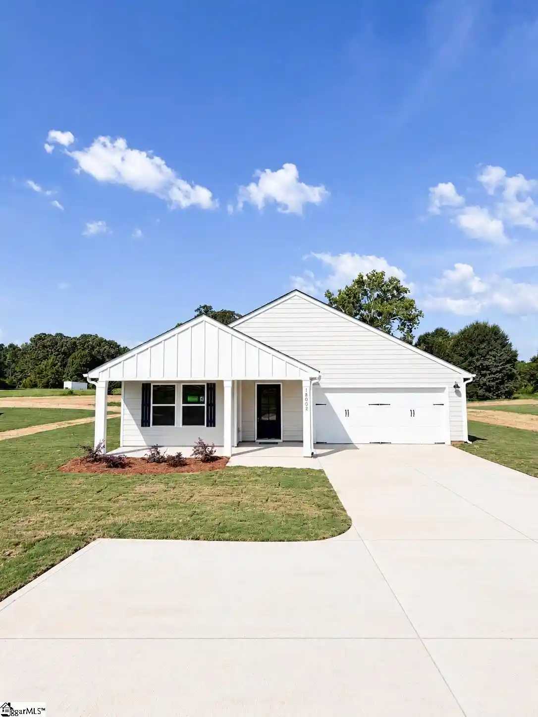 Photo 1 of Single family home for sale at 18002 Hwy 101 S, Gray Court, SC 29645 | MLS# 1592553 | Listing updated on 2026-10-21