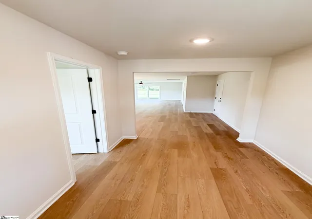Photo 2 of Single family home for sale at 18002 Hwy 101 S, Gray Court, SC 29645 | MLS# 1592553 | Listing updated on 2026-09-17