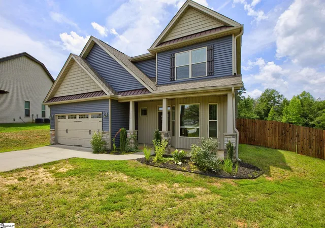 Photo 2 of Single family home for sale at 793 Silver Pines Ln, Duncan, SC 29334 | MLS# 1587112 | Listing updated on 2026-08-28
