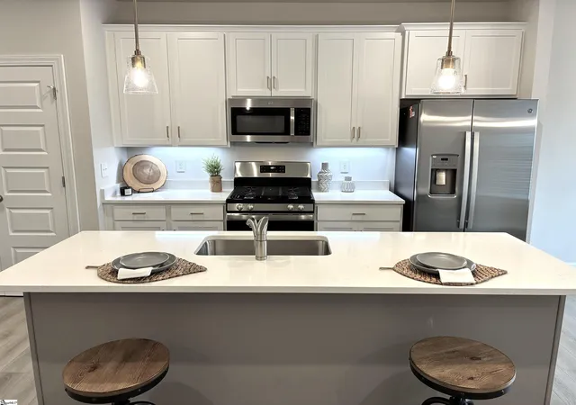 Photo 3 of Townhouse for sale at 228 Taylor Woods Ct, Greenville, SC 29607 | MLS# 1549676 | Listing updated on 2026-08-19