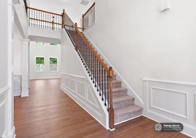 Photo 3 of Single family home for sale at 15 Barlia Wy, Greenville, SC 29607 | MLS# 1595477 | Listing updated on 2026-09-11