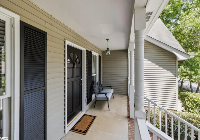 Photo 3 of Single family home for sale at 121 River Way Dr, Greer, SC 29651 | MLS# 1598526 | Listing updated on 2026-09-11