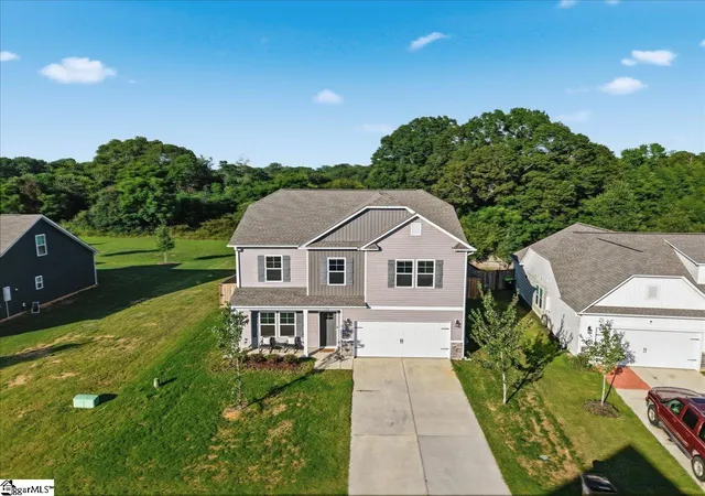 Photo 1 of Single family home for sale at 124 Callongton Dr, Piedmont, SC 29673 | MLS# 1600008 | Listing updated on 2026-09-05