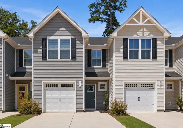 Townhouse for sale at 177 Sarnsfield Wy, Greenville, SC 29605 | MLS# 1601480